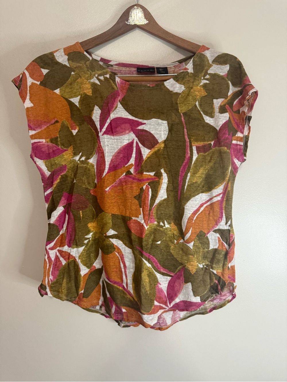 Tahari multi color linen short sleeve top size large